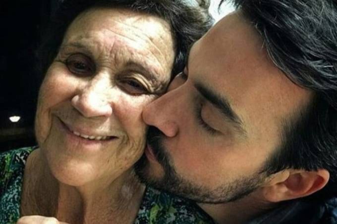 Mãe do padre Fábio de Melo morre aos 83 anos, vítima da Covid