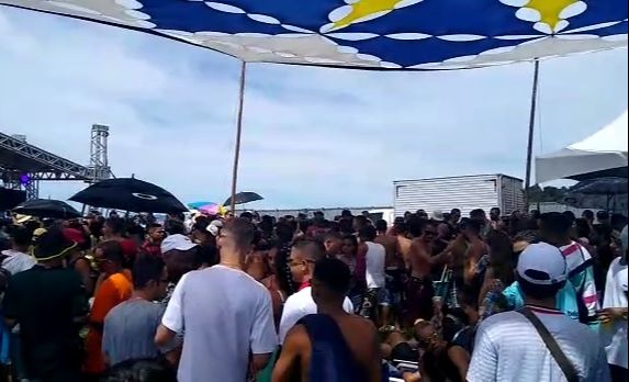 “Os jovens vão morrer em uma proporção não vista na pandemia”, diz secretário da Saúde