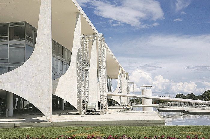 Servidor do Palácio do Planalto morre de Covid-19