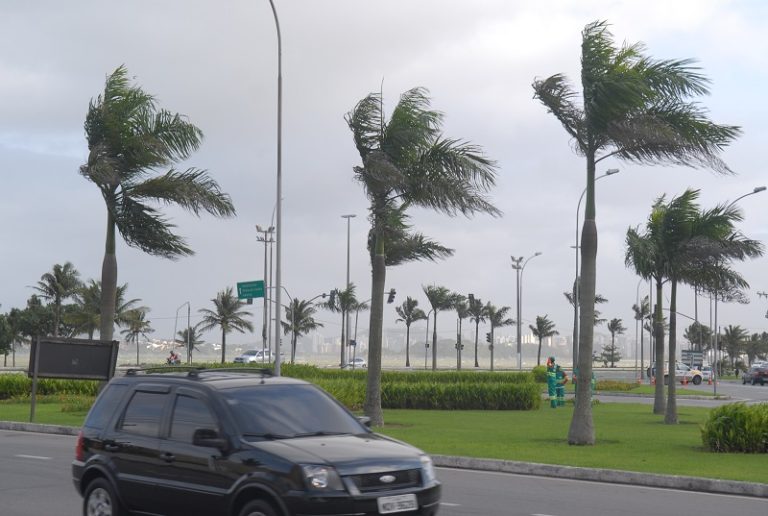 Marinha alerta para ventos de até 75 km/h no Estado