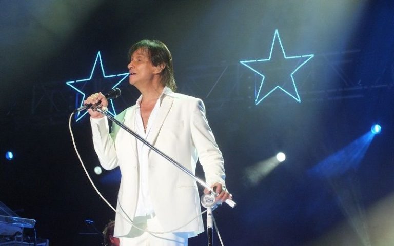 Música mais rentável de Roberto Carlos em 2020 foi inspirada na 1ª mulher