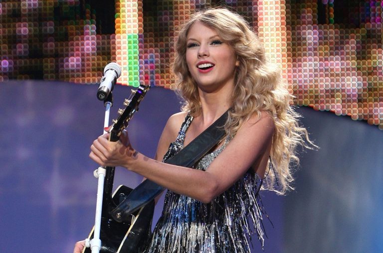 Com Fearless, Taylor Swift conquista novos recordes no Spotify