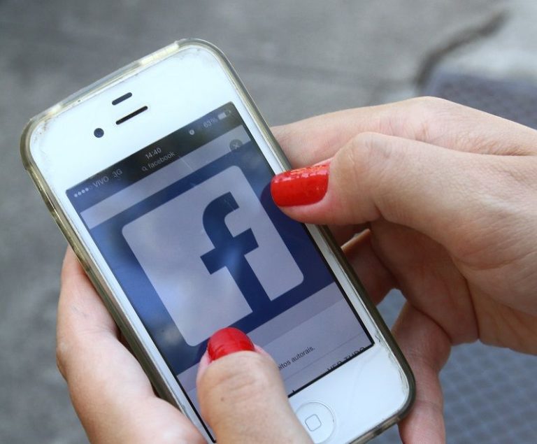 Procon notifica Facebook sobre suposto vazamento de dados de usuários