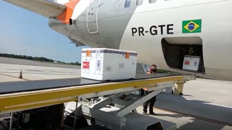 Mais de 70 mil doses de vacinas contra a Covid-19 chegam ao Estado