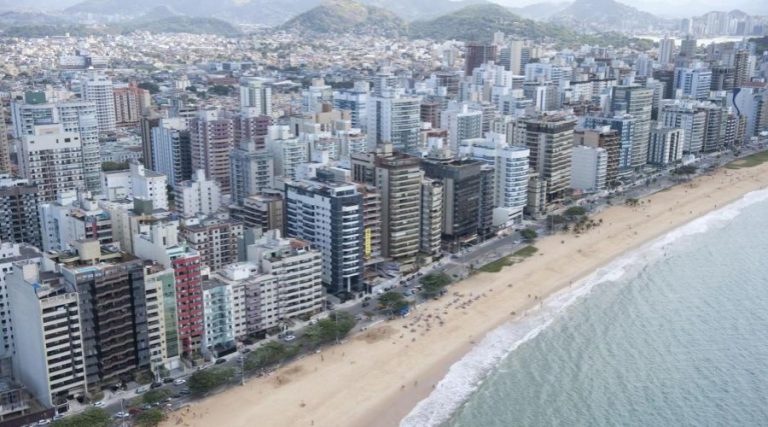 Mais de mil moradores de Vila Velha morreram vítimas da Covid