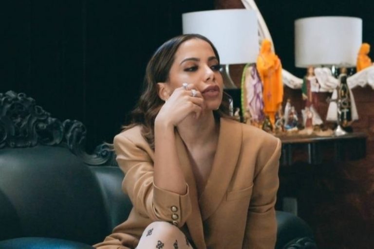 Anitta firma parceria com cantor francês DADJU e novo single