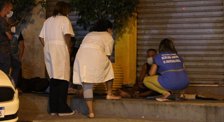 Cariacica começa a vacinar pessoas em situação de rua