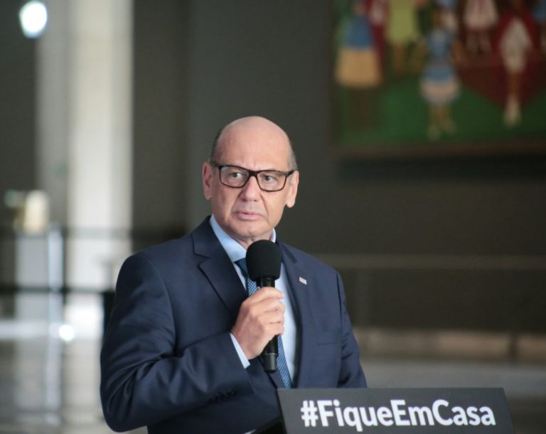 Aprovação da Coronavac pela OMS pode sair até quarta-feira