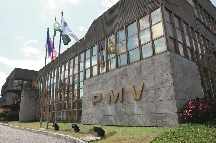 Vitória e Guarapari abrem seleções com salários de até R$ 4.468