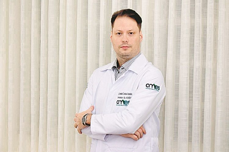 Médicos apontam risco baixo de contaminação na volta às aulas presenciais