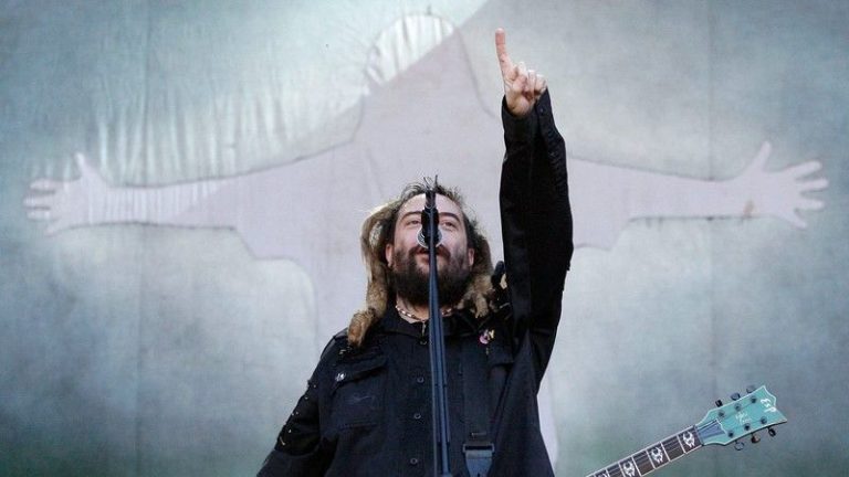 Ozzy Osbourne convenceu Max Cavalera a não desistir da música