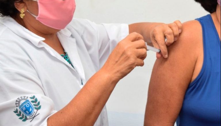 Cachoeiro vacina contra Covid maiores de 18 anos com comorbidades