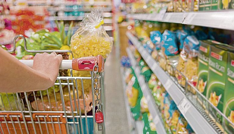 Supermercados, lojas e shoppings autorizados a funcionar no feriado de Corpus Christi