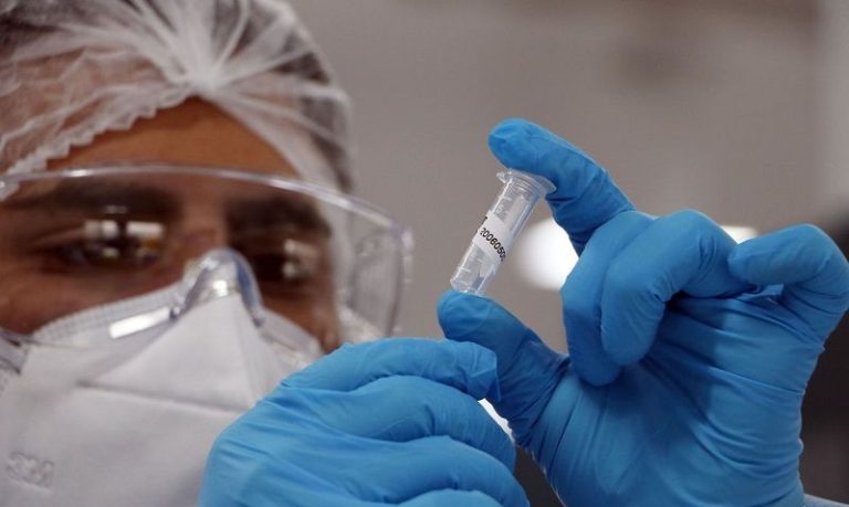 Brasil registra 2.080 mortes por Covid em 24 horas e ultrapassa 18 milhões de infectados