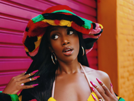 Iza lança clipe cheio de representatividade em single ‘Gueto’