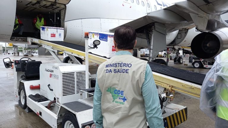 ES recebe neste domingo mais de 154 mil doses de vacina para 2ª aplicação