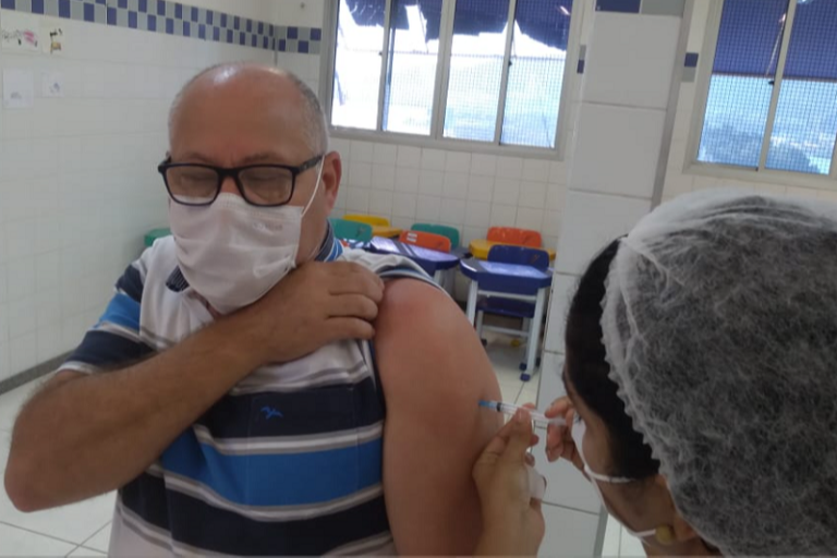 Mutirão no Kleber Andrade para vacinar 5,6 mil pessoas a partir de 50 anos