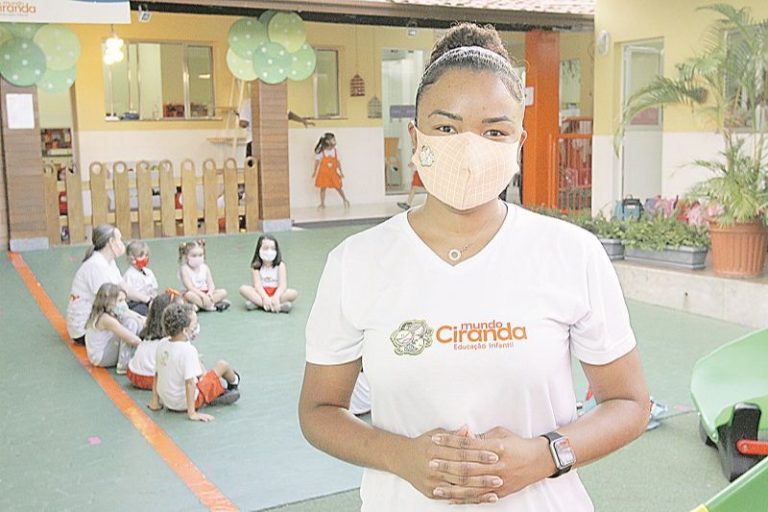 Professores pedem mais doses de vacina contra Covid