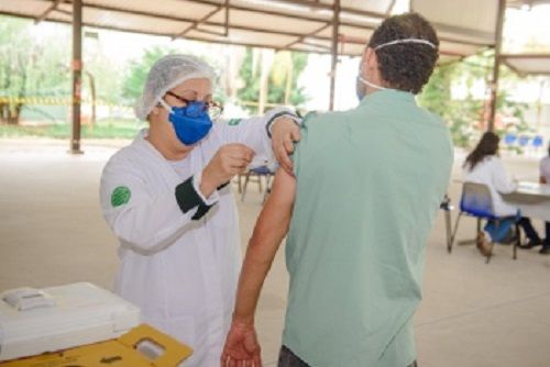 Covid: Vitória abre nesta quarta mais 4.400 vagas para vacinar pessoas acima de 50 anos