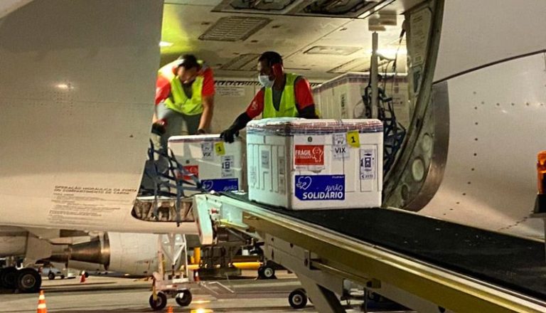 Mais 49.900 doses de vacina contra covid chegam ao Estado