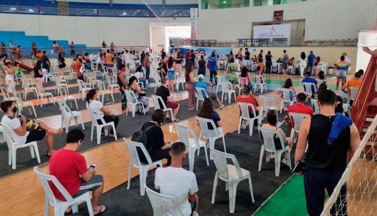 28+: Guarapari abre 2.500 vagas de primeira dose contra covid