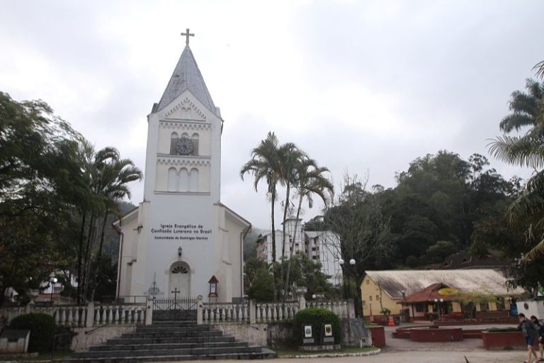 53 cidades não têm mortes por Covid há uma semana. Veja a lista