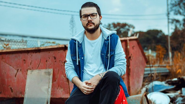 Pelanza retoma estilo da banda Restart no single “Saudade”