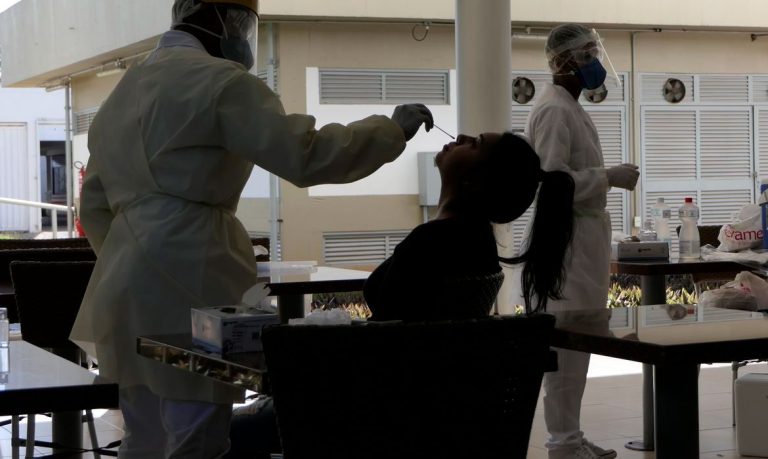 Cidade capixaba começa a testar estudantes contra a covid
