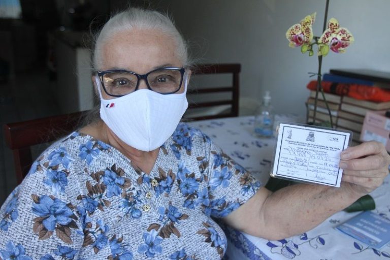 Mais de 240 mil idosos vão poder tomar 3ª dose de vacina