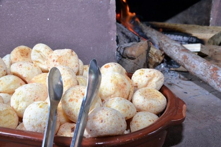 Do fit ao tradicional: confira receitas para comemorar Dia do Pão de Queijo