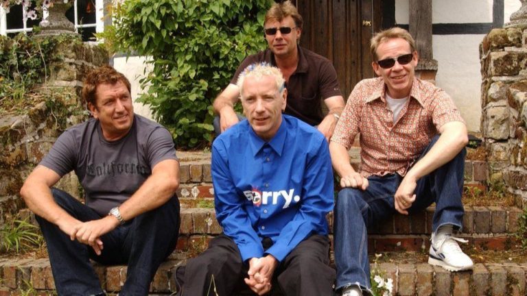Justiça britânica encerra a disputa entre membros dos Sex Pistols