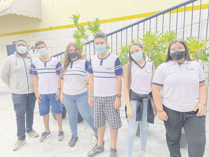 Escolas particulares estudam exigir carteira de vacinação contra covid