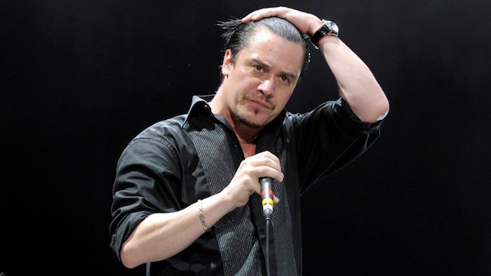 Vocalista Mike Patton cancela shows com Faith No More