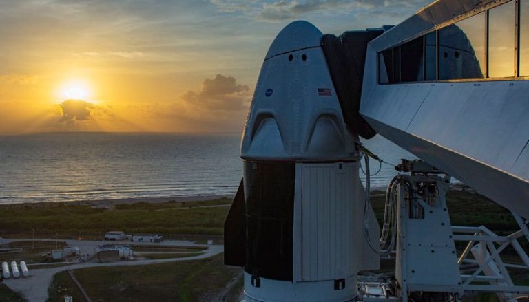 Missão Inspiration4, da SpaceX, pousa na Terra após 3 dias em órbita