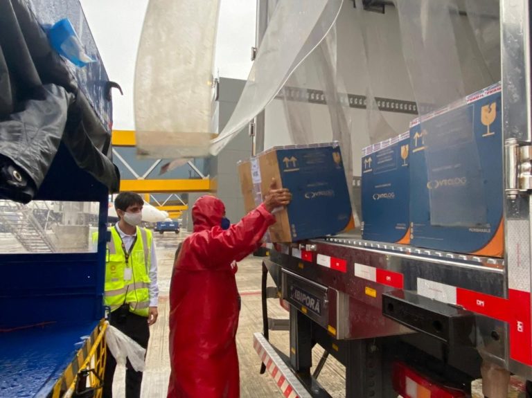 Estado recebe 62.010 doses de vacina contra a covid nesta segunda