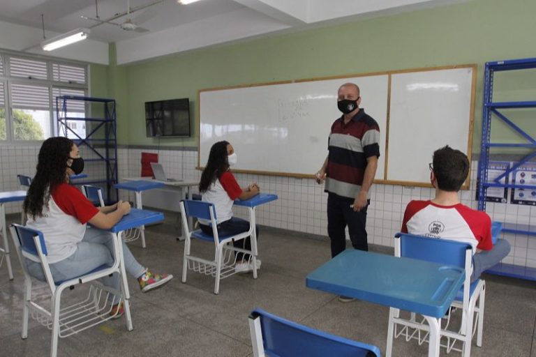 Pagamento de Bônus Desempenho a professores está garantido neste ano