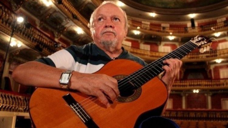 Luto do violão. A música perdeu Sebastião Tapajós aos 79