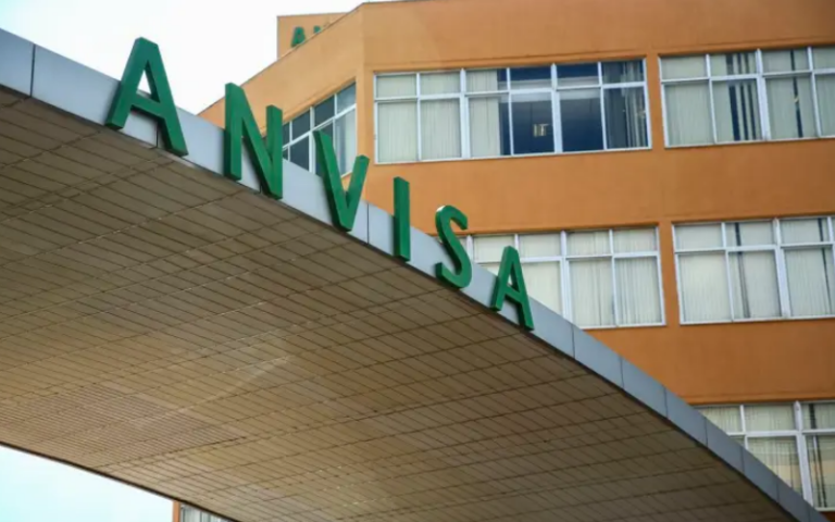 Contra nova variante, Anvisa sugere barrar viajantes da África do Sul e mais 5 países