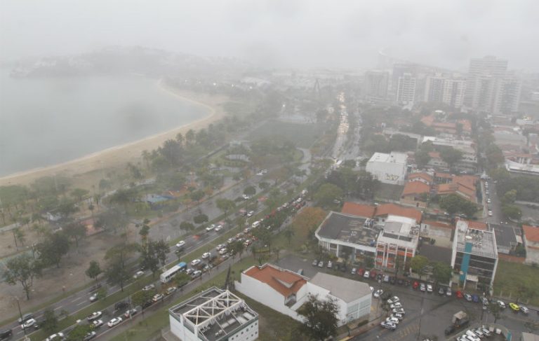 Estado tem alerta vermelho de chuva intensa para 49 cidades do Estado