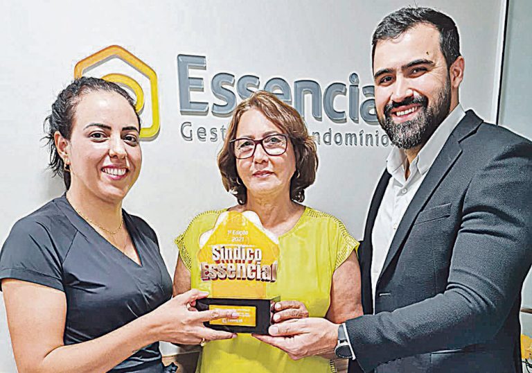 Síndica da Serra vence disputa e recebe prêmio “Essencial”