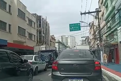 Protesto causa lentidão no trânsito no Centro de Vitória