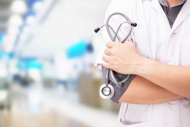 Cariacica abre processo seletivo para contratação de médicos