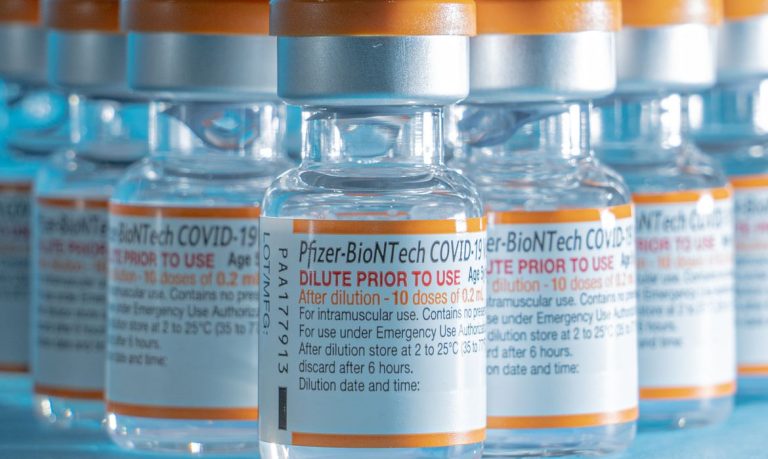 Saúde deve receber 4º lote de vacinas da Pfizer para crianças em 3 de fevereiro