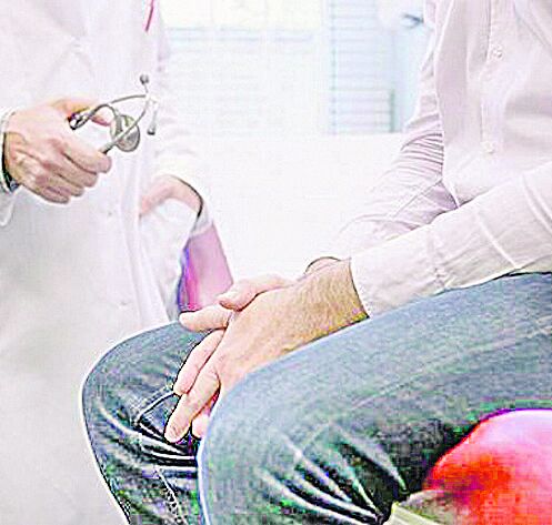 Mais de 2 mil trabalhadores da saúde foram afastados por covid no Estado