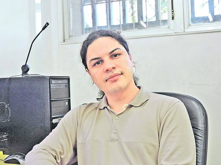 “Estamos vivendo uma pandemia de golpes virtuais”, diz professor