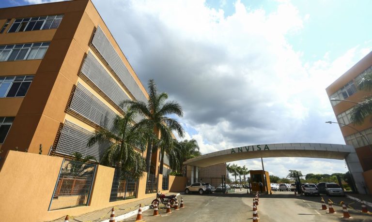 Anvisa apreende autotestes falsificados de covid-19