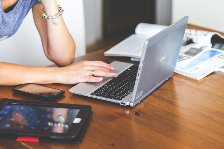 Vagas para supletivo com aulas online