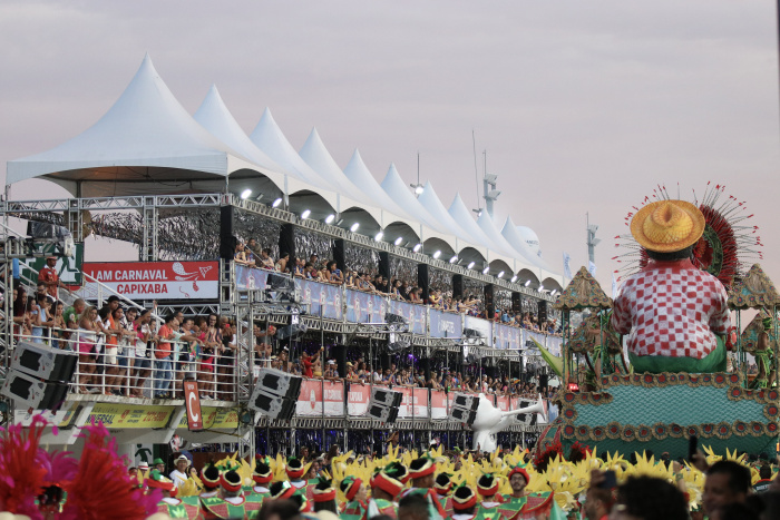 Brilho, histórias marcantes e alegria encerraram o Carnaval de Vitória