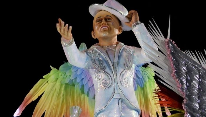 Problemas rebaixam São Clemente mesmo com homenagem a Paulo Gustavo