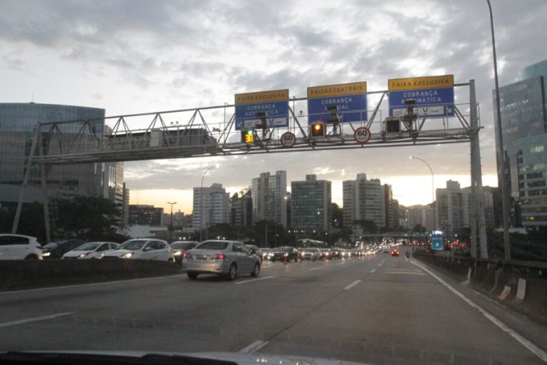 Governo vai decidir futuro nos pedágios da 3ª Ponte e Rodovia do Sol
